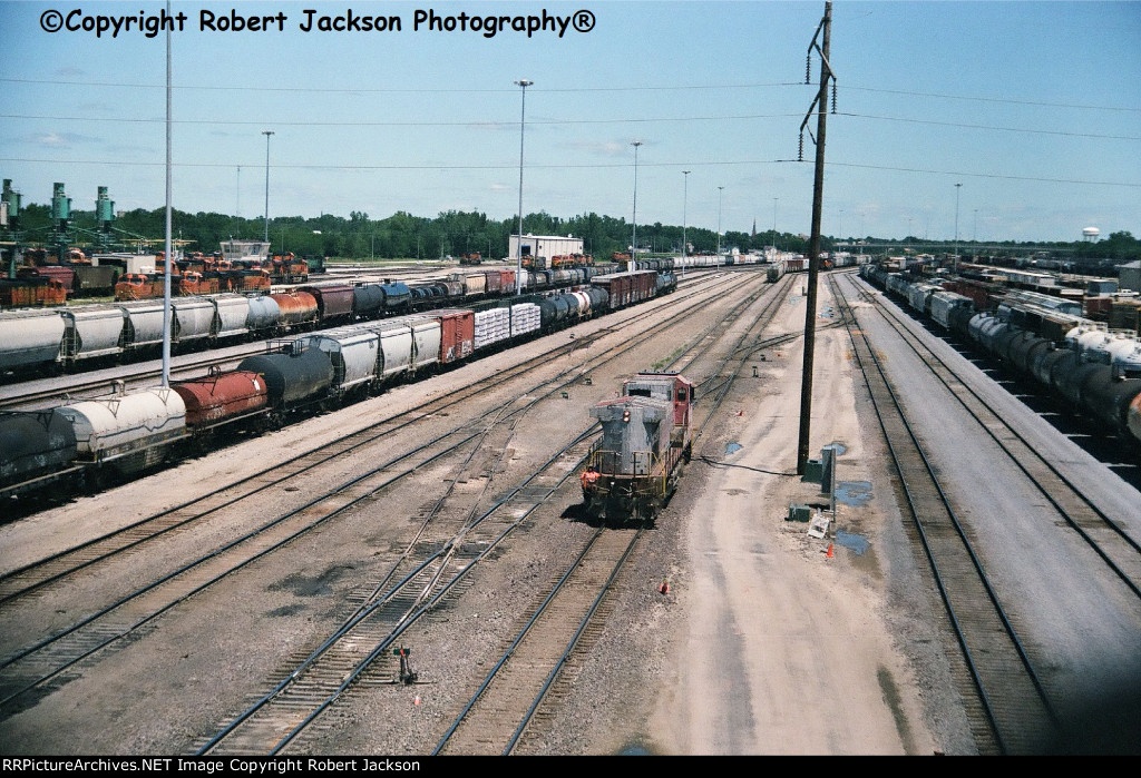 Sequence shot #4--old ATSF "Warbonnet!"